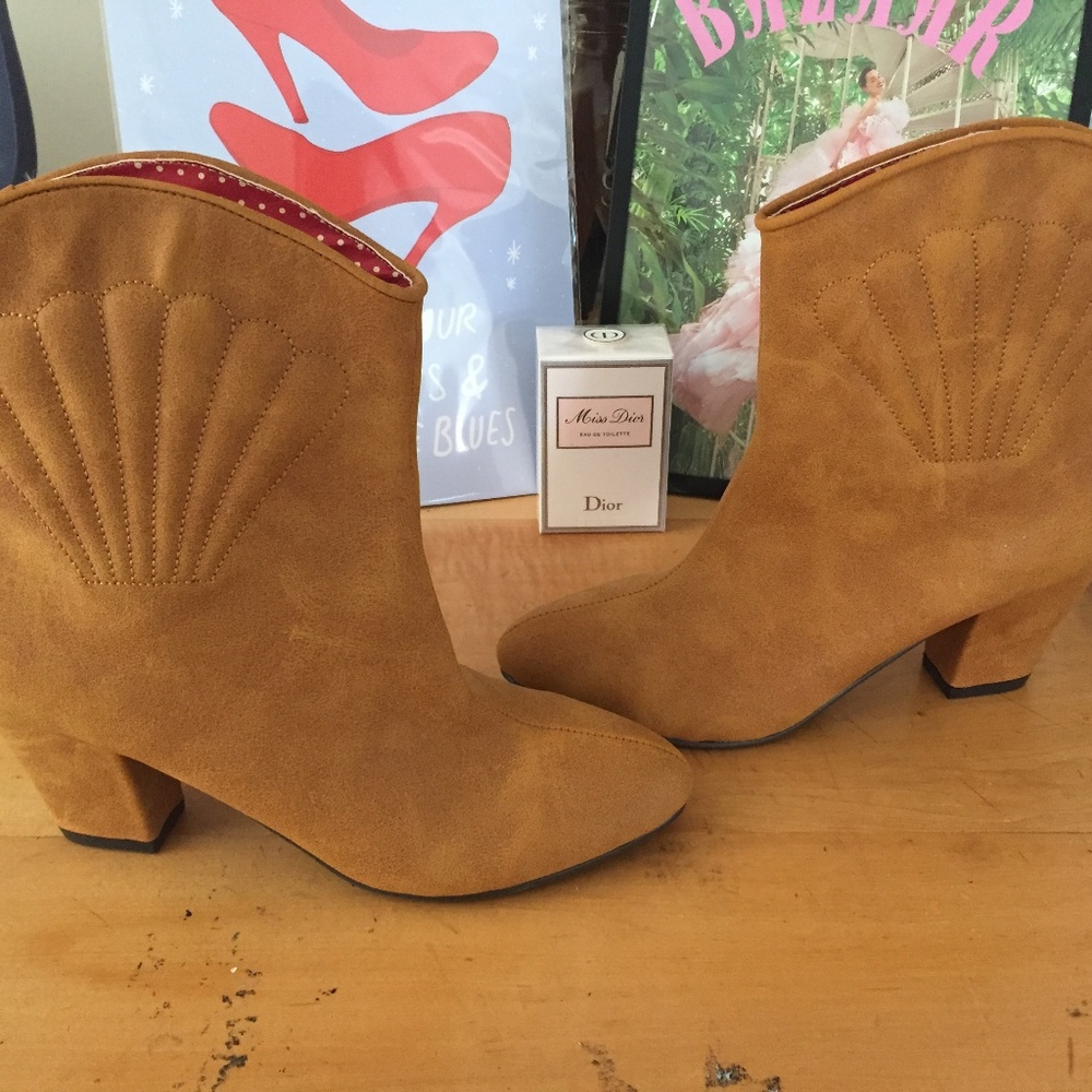 Hamish Gold B.A.I.T. Boot - Picture 2 of 4